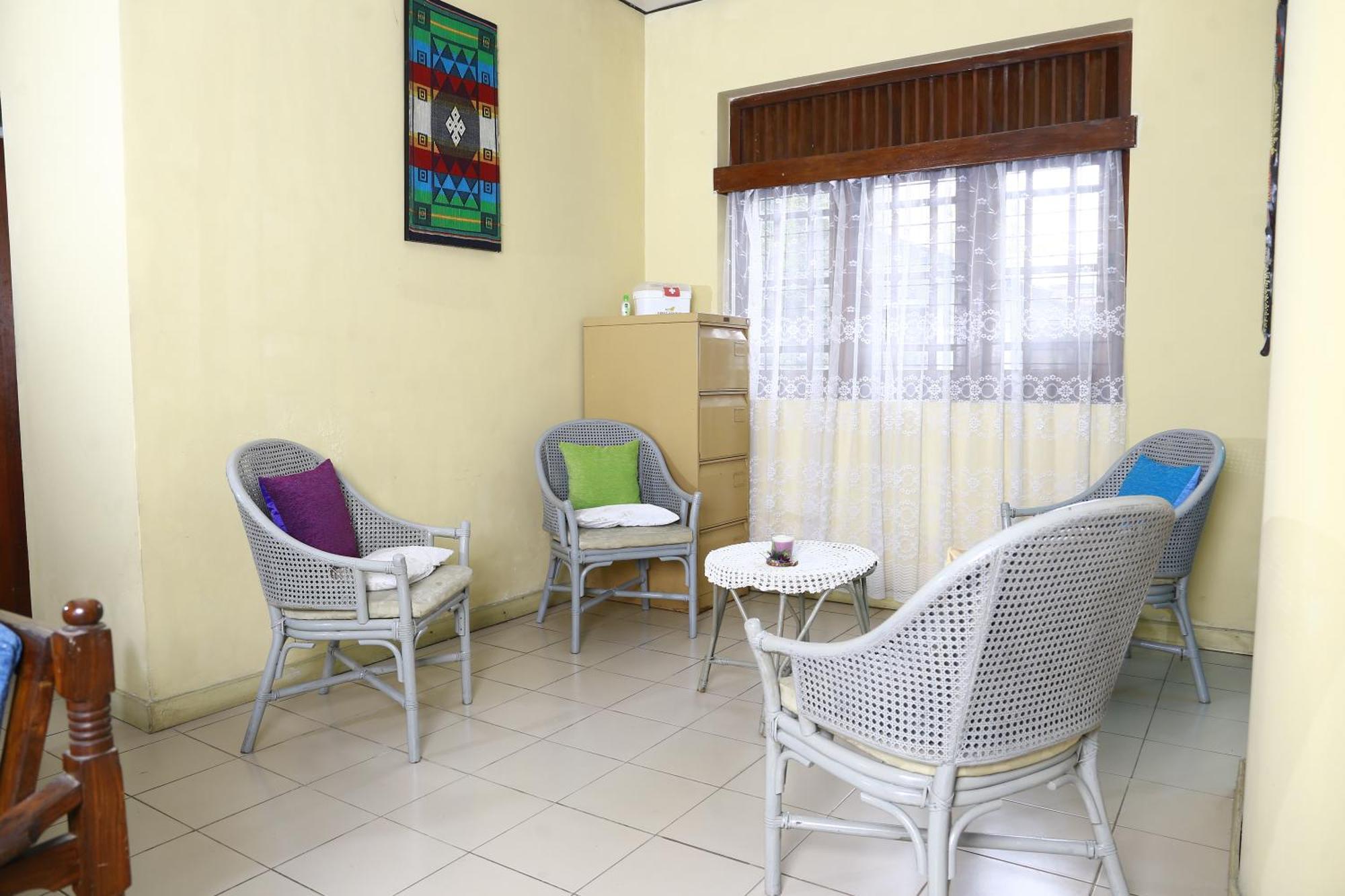 Bed and Breakfast Oasis Colombo Esterno foto