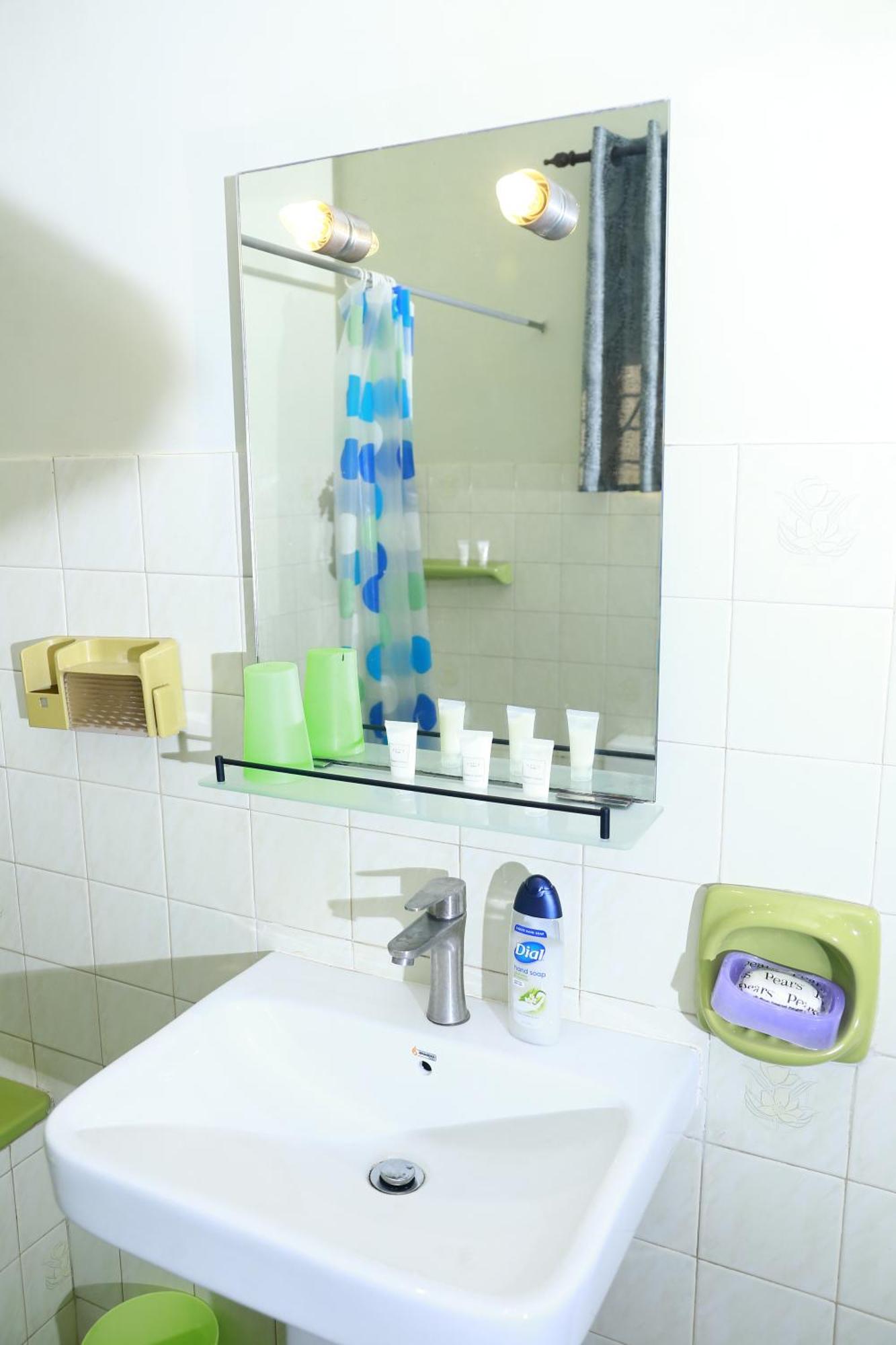 Bed and Breakfast Oasis Colombo Esterno foto
