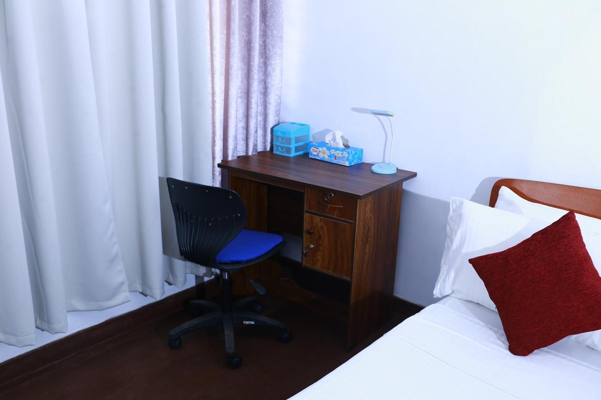 Bed and Breakfast Oasis Colombo Esterno foto